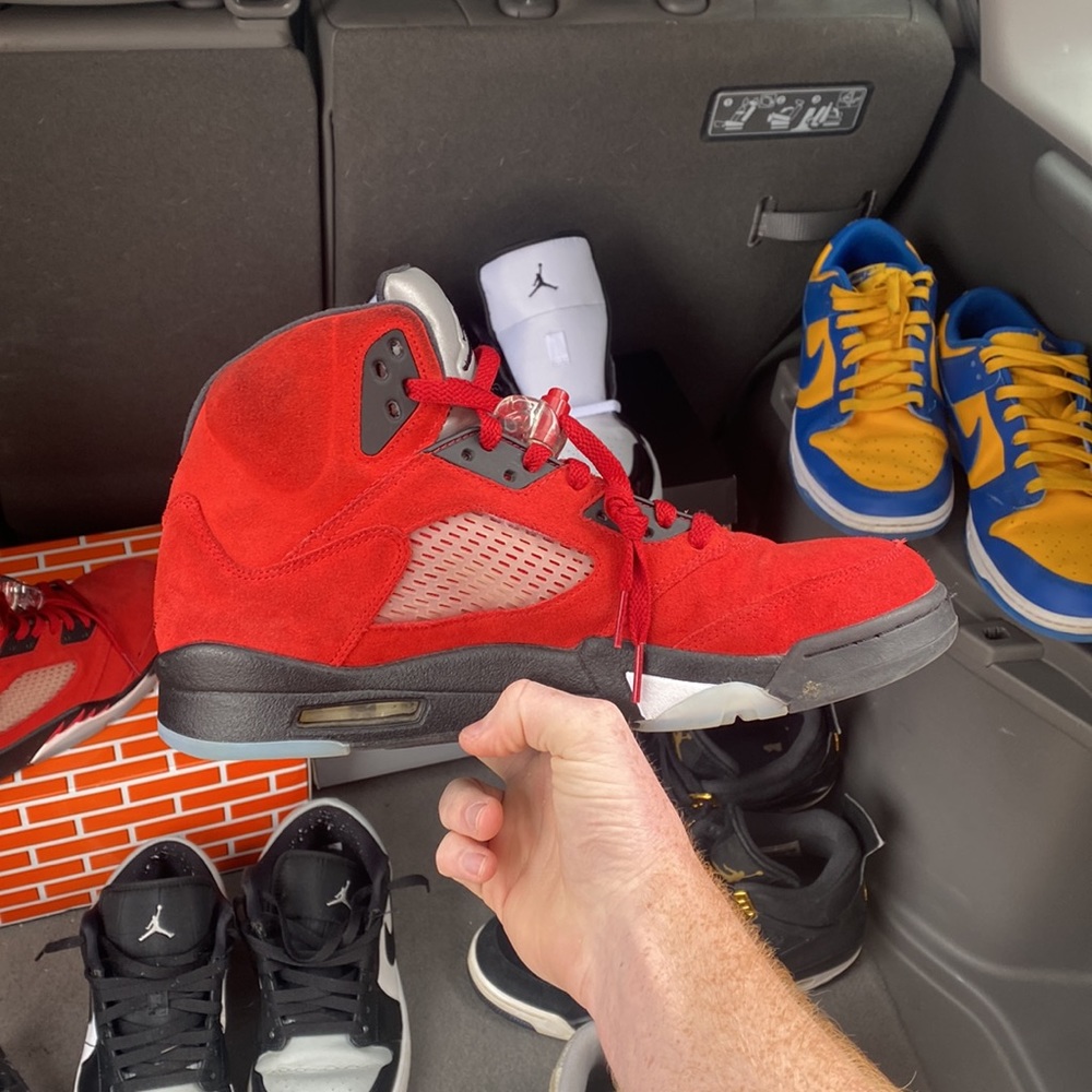 Jordan 5 Raging Bull - Picture 3 of 7